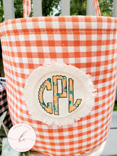 Load image into Gallery viewer, Personalized Haloween basket