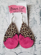 Load image into Gallery viewer, Pink and Gold Leopard Earrings