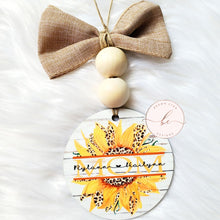 Load image into Gallery viewer, Mom Car Charm